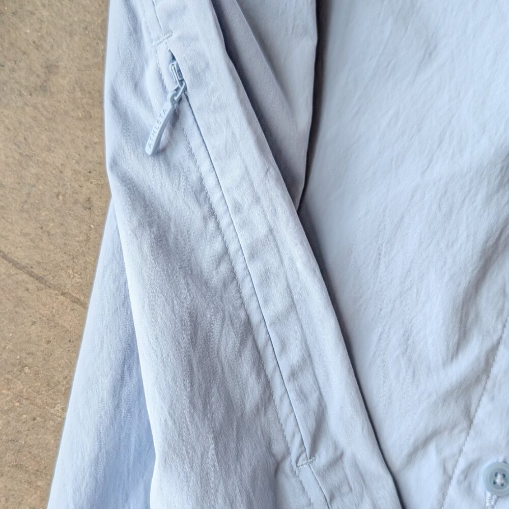Athleta Oversized Performance Poplin Shirt in Heron Blue size XS - Picture 5 of 8